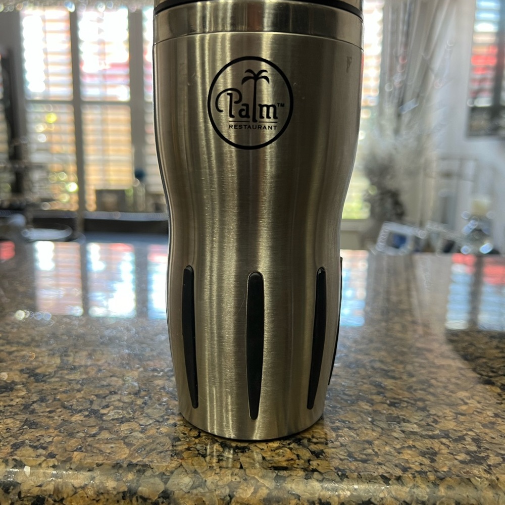 PALM THERMOS CUP